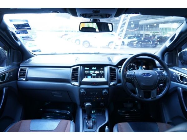 Ford Ranger 2.2 Wildtrak Dubble Cab ปี 2017 A/T สีดำ รูปที่ 4